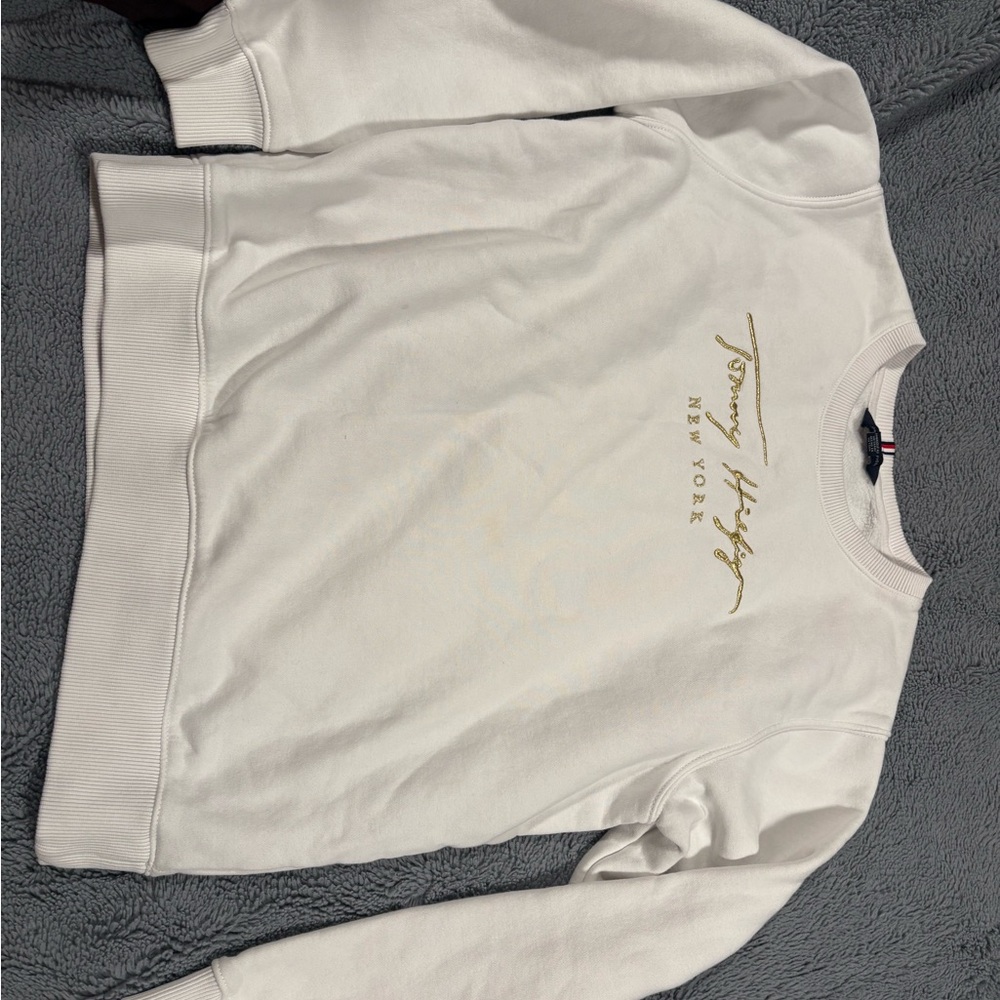 Tommy Hilfiger Cream Sweatshirt with Gold Logo